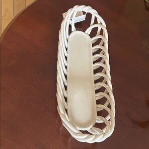 Vintage Eucalyptus Twisted Stoneware Ivory Bread Basket